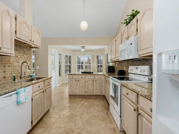 Cape Coral Home 983169