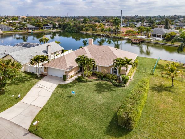 Cape Coral Home 983169