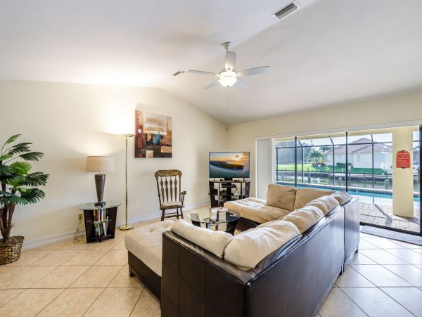 Cape Coral Home 983170
