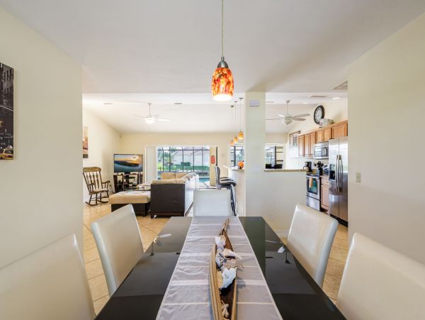 Cape Coral Home 983170