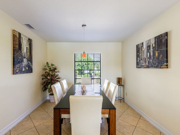 Cape Coral Home 983170