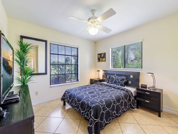 Cape Coral Home 983170