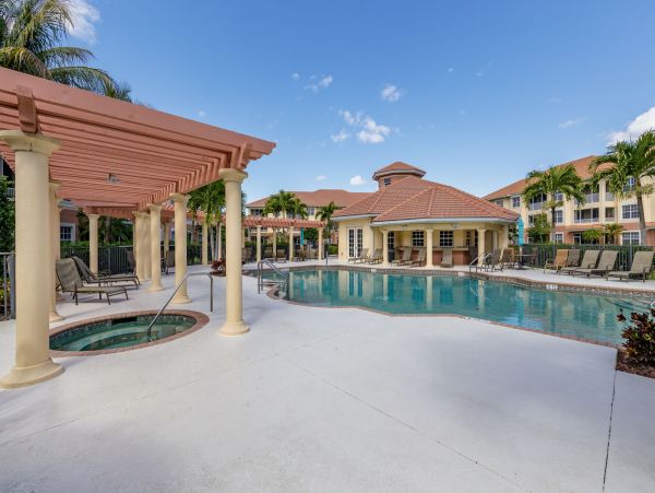Cape Coral Condo 983172