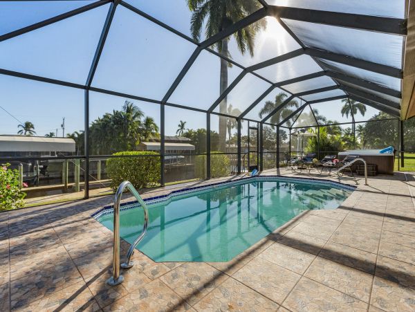 Cape Coral Home 983173