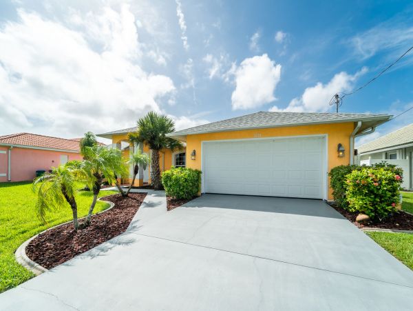 Cape Coral Home 983174