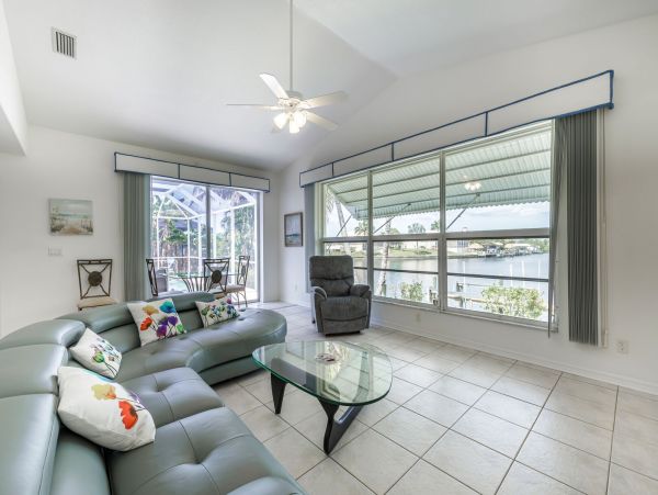 Cape Coral Home 983175