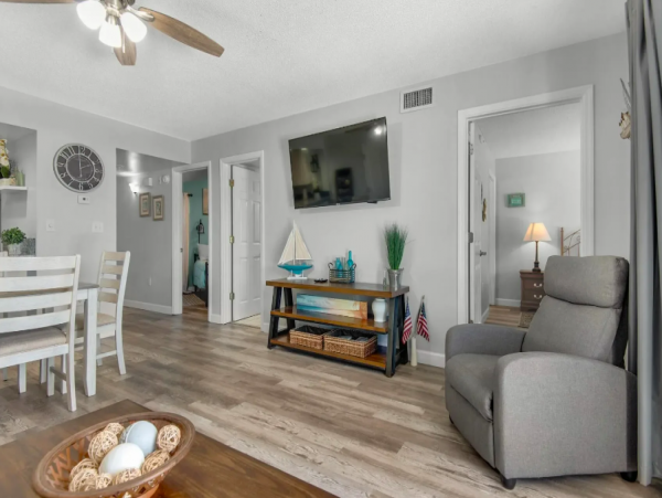 Two Bedroom Condo in Beachfront Complex