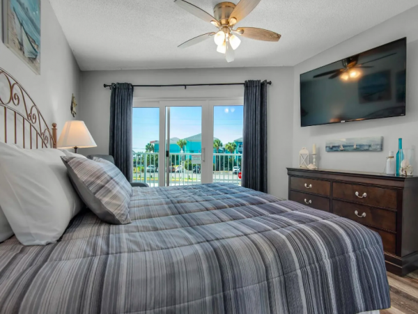 Two Bedroom Condo in Beachfront Complex