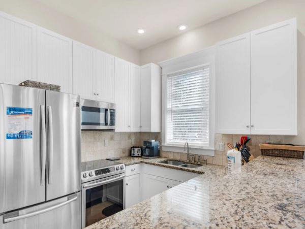 Miramar Beach Vacation Condo  175 Yards to Beach