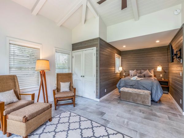 Amazing Beach Front Getaway in Princeville
