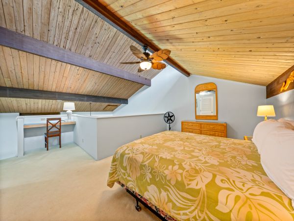 Princeville Top Floor Ocean View Retreat