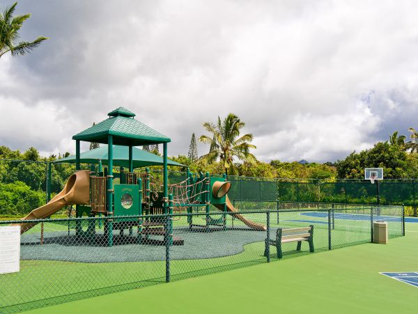 Princeville Top Floor Ocean View Retreat