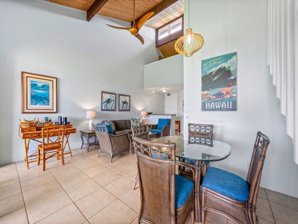 Princeville Top Floor Ocean View Retreat