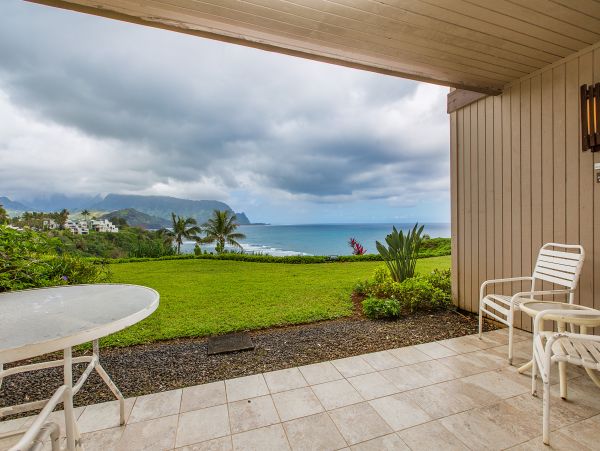 Oceanview Escape in the Heart if Princeville's North Shore