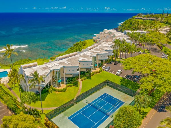 Stunning Oceanfront Condo Two Bedroom in Princeville, Kauai