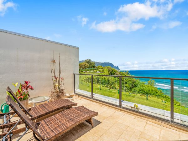 Stunning Oceanfront Condo Two Bedroom in Princeville, Kauai