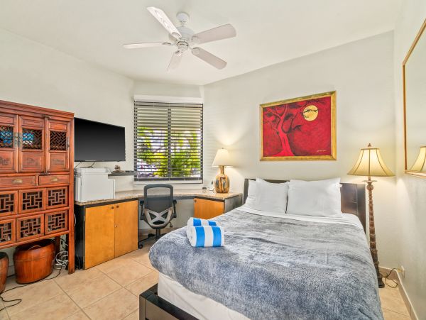 Stunning Oceanfront Condo Two Bedroom in Princeville, Kauai