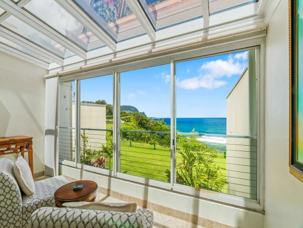 Stunning Oceanfront Condo Two Bedroom in Princeville, Kauai