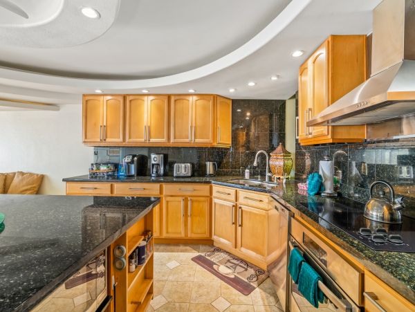 Stunning Oceanfront Condo Two Bedroom in Princeville, Kauai