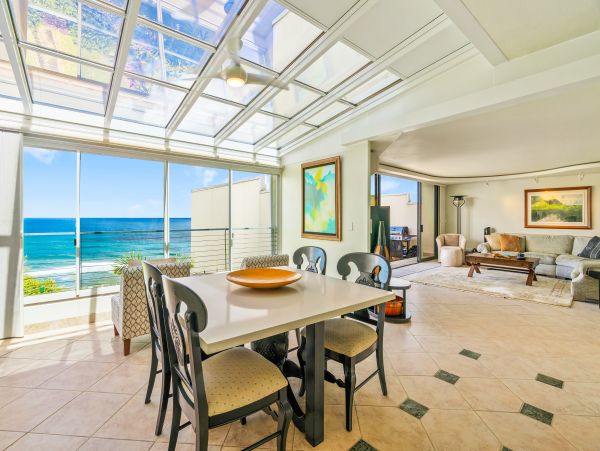 Stunning Oceanfront Condo Two Bedroom in Princeville, Kauai