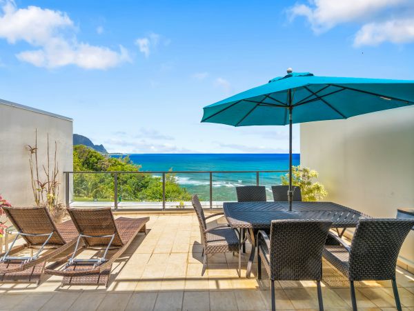 Stunning Oceanfront Condo Two Bedroom in Princeville, Kauai
