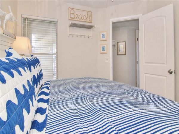Indian Rocks Indian Shores Condo 983420