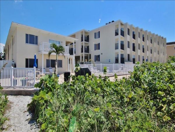 Indian Rocks Indian Shores Condo 983420