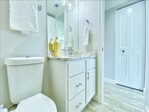 Gulf Front Belleair Vacation Condo One Bedroom