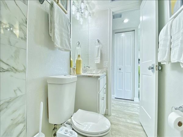 Gulf Front Belleair Vacation Condo One Bedroom