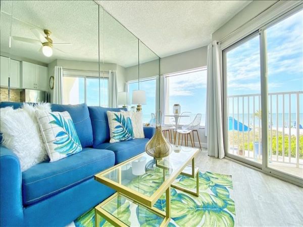 Gulf Front Belleair Vacation Condo One Bedroom