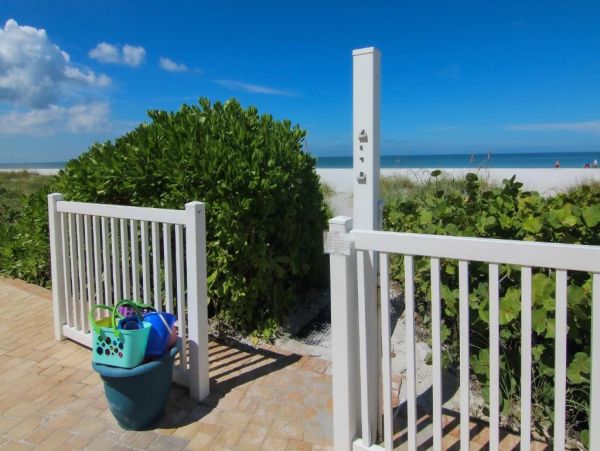 Oceanfront Vacation Rental – Gulf Coast Beachfront Condo