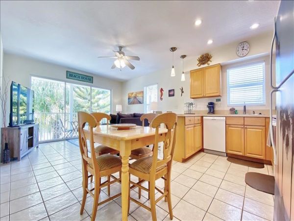 Indian Rocks Indian Shores Condo 983425