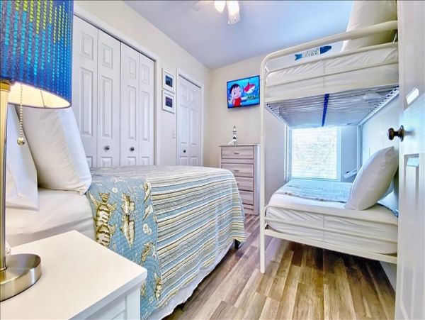 Indian Rocks Indian Shores Condo 983425