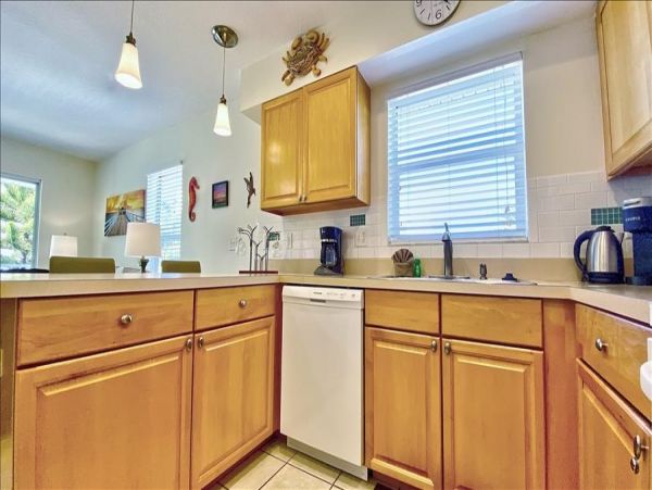 Indian Rocks Indian Shores Condo 983425