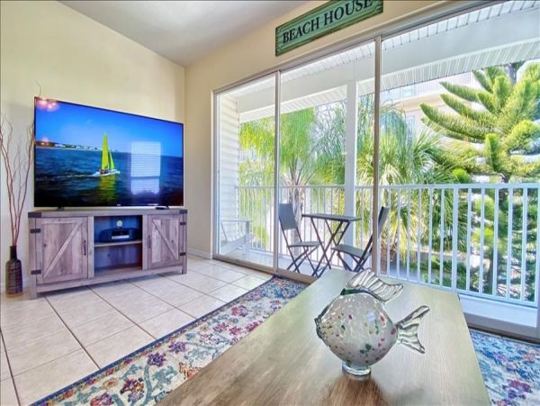 Indian Rocks Indian Shores Condo 983425
