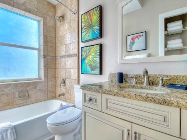 Indian Rocks Beach Condo with 3 Bedrooms