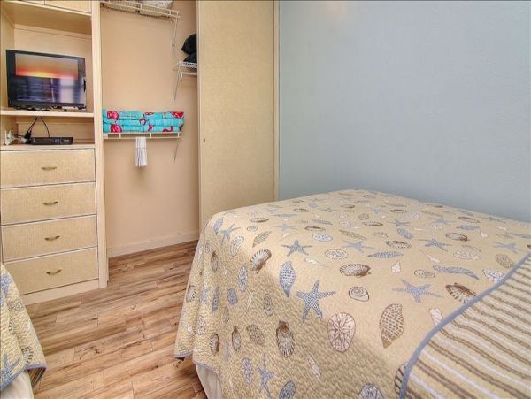 Indian Shores Ai Condo 983437