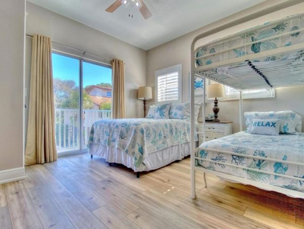 Beachfront Condo with 3 Bedrooms in Indian Rocks Beach