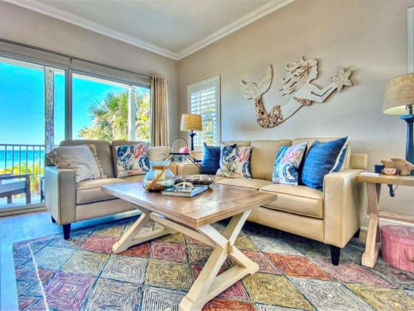 Beachfront Condo with 3 Bedrooms in Indian Rocks Beach