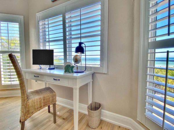 Beachfront Condo with 3 Bedrooms in Indian Rocks Beach
