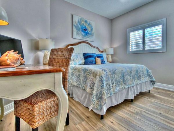 Beachfront Condo with 3 Bedrooms in Indian Rocks Beach