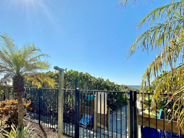 Beachfront Condo with 3 Bedrooms in Indian Rocks Beach
