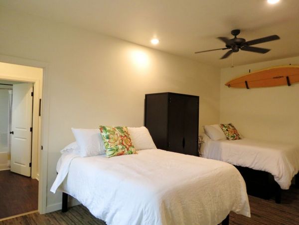 Three Bedrooms Walk to Beach Vacation Home in Santa Barbara