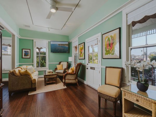 Short Walk to Beach Santa Barbara Vacation Home Two Bedrooms