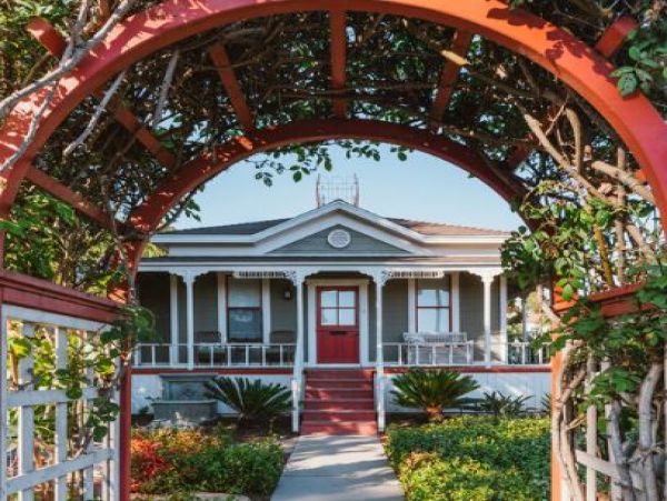 Short Walk to Beach Santa Barbara Vacation Home Two Bedrooms