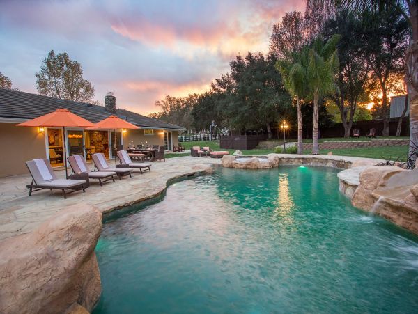 Santa Ynez Luxury Four Bedroom Home Pool & Spa Sleeps 8