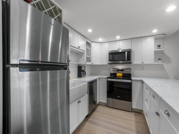 Gulf View Two Bedroom Vacation Beach Condo in Captiva
