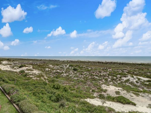 Oceanfront 3 Bedroom Vacation Home in Fernandina Beach
