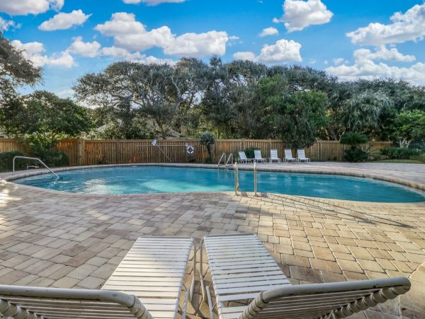 Oceanfront 3 Bedroom Vacation Home in Fernandina Beach