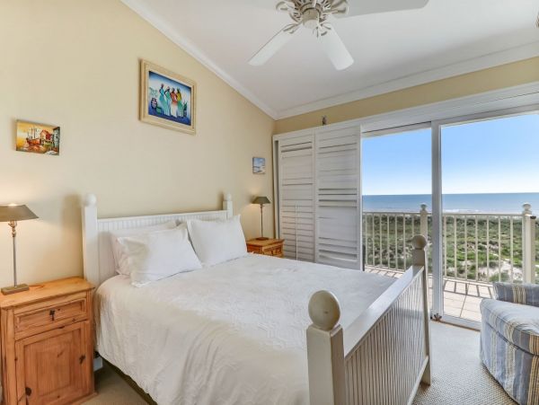 Oceanfront 3 Bedroom Vacation Home in Fernandina Beach